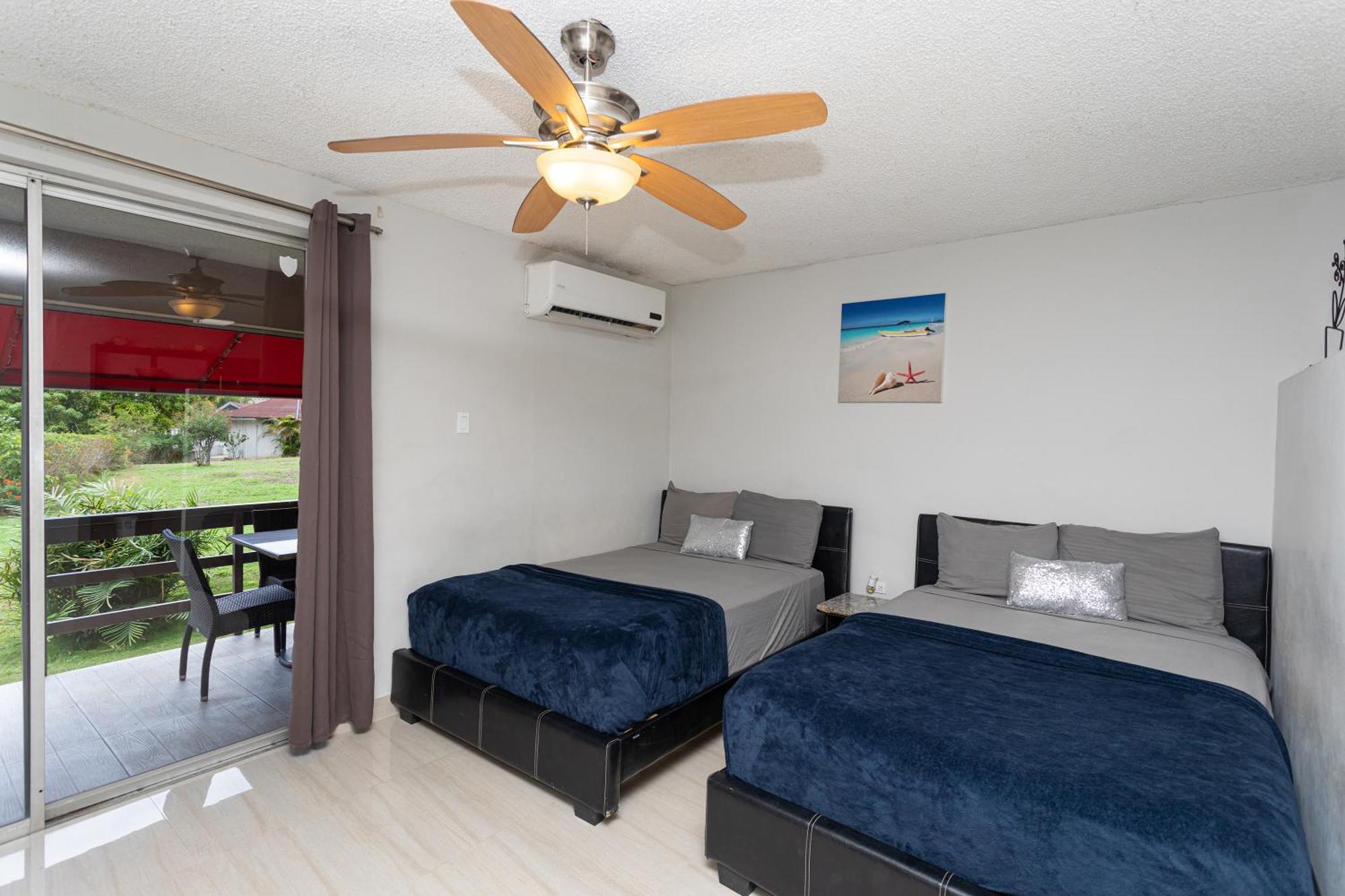 Montego Bay Club Apartments Exterior foto