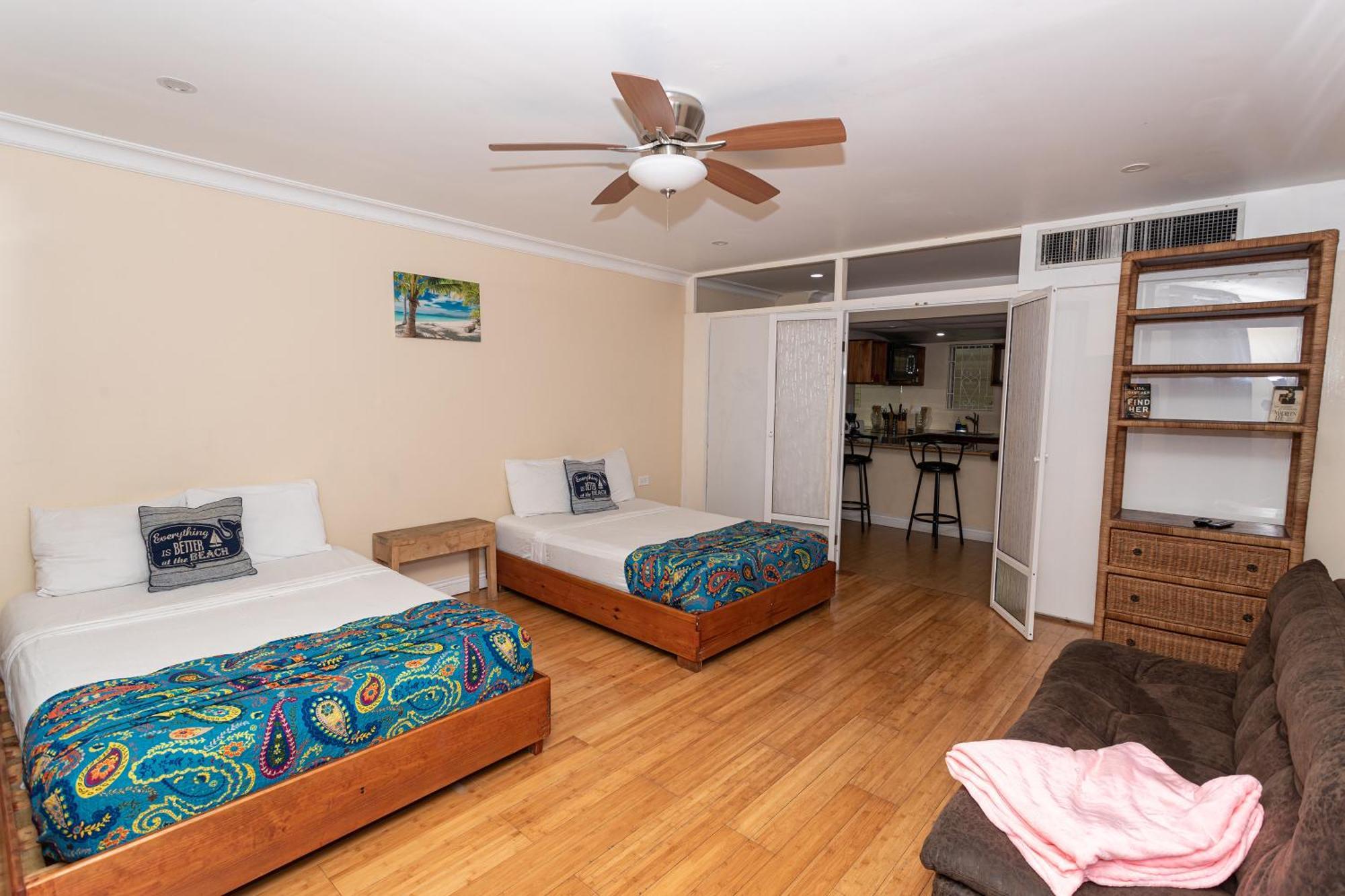 Montego Bay Club Apartments Exterior foto