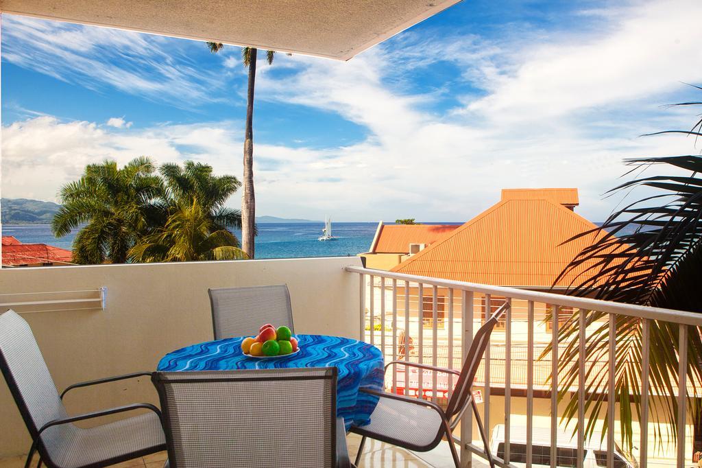 Montego Bay Club Apartments Exterior foto